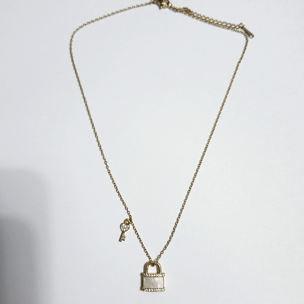 Lock & Key Necklace - Picture 9 of 9